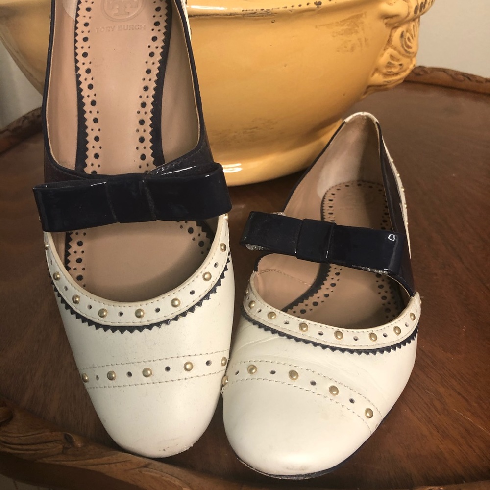 Tory Burch Spectators with low heel. Size 8 1/2.
